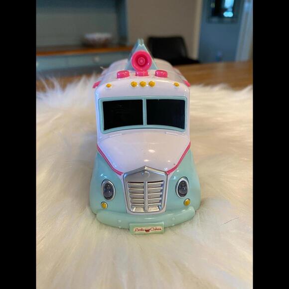 Interactive Mini Vehicle Food Trucks!!New!! Dolls not included - Picture 4 of 9